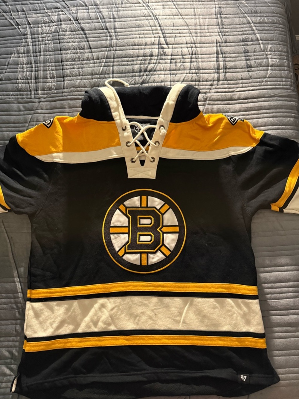 Boston Bruins Lace-Up Hoodie - Black and Gold